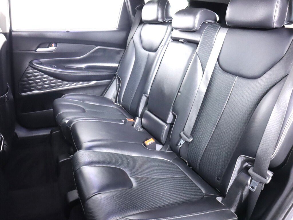 Used 2021 Hyundai Santa Fe SEL w/ Convenience + Premium Package FWD image 32