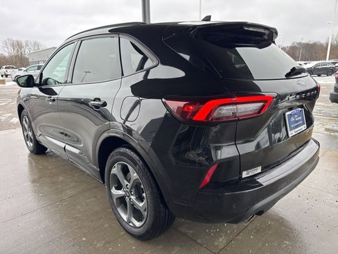 Certified 2024 Ford Escape ST-Line w/ Tech Pack #1 image 5