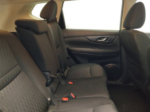 Used 2020 Nissan Rogue SV AWD/4WD image 19