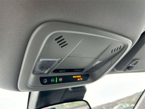 Used 2023 Chevrolet Malibu LT image 35