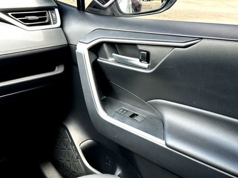 Used 2024 Toyota RAV4 XLE FWD image 26