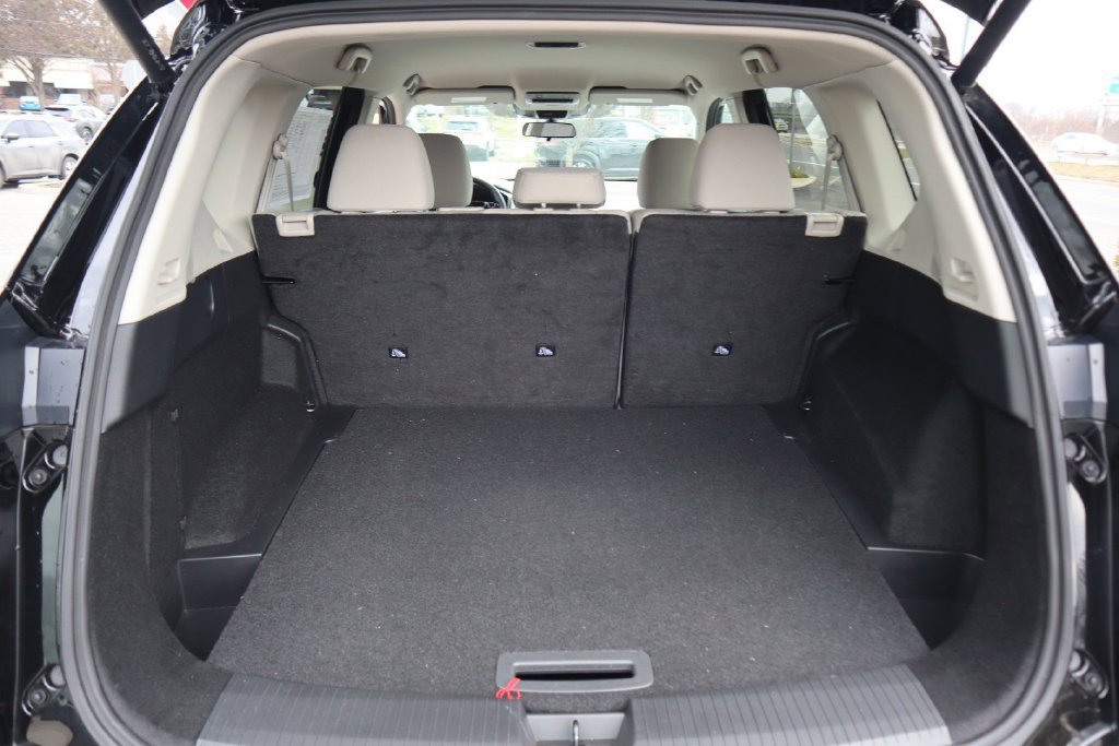 Certified 2025 Nissan Rogue SV AWD/4WD image 28