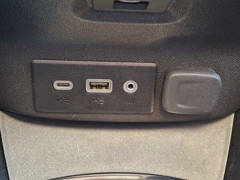 Used 2023 Chevrolet Malibu LT FWD image 22