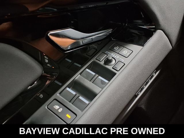 Used 2025 Land Rover Range Rover Evoque S AWD/4WD image 32