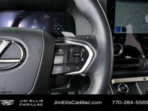 Used 2024 Lexus GX 550 w/ Accessory Package (2T) AWD/4WD image 11