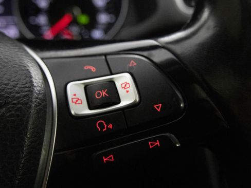 Used 2018 Volkswagen Passat 2.0T SE w/ SE Lighting Package image 30