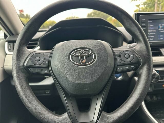 Used 2022 Toyota RAV4 XLE w/ Convenience Package AWD/4WD image 27
