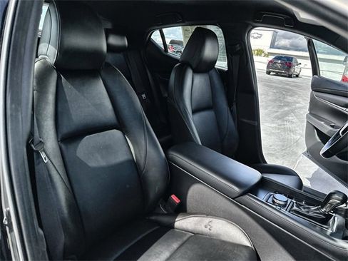 Used 2021 MAZDA MAZDA3 s image 34