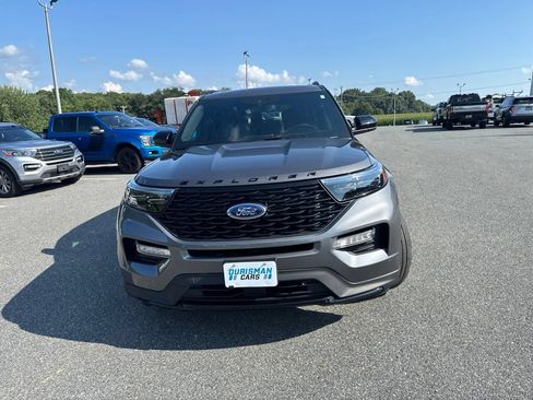 Used 2023 Ford Explorer ST-Line w/ Class IV Trailer Tow Package AWD/4WD image 2