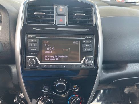 Used 2016 Nissan Versa Note SV FWD image 13