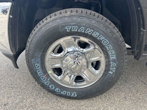 New 2026 RAM 2500 Tradesman AWD/4WD image 29