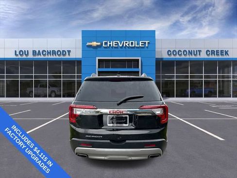 Used 2023 GMC Acadia SLE w/ Driver Convenience Package FWD image 7