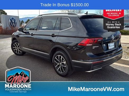 Used 2021 Volkswagen Tiguan SE w/ Panoramic Sunroof Package image 4