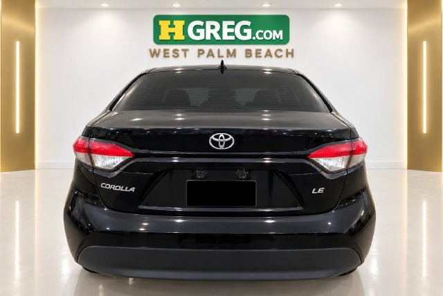 Used 2024 Toyota Corolla LE FWD image 7