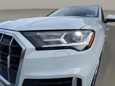 Used 2023 Audi Q7 2.0T Premium w/ Convenience Package AWD/4WD image 12