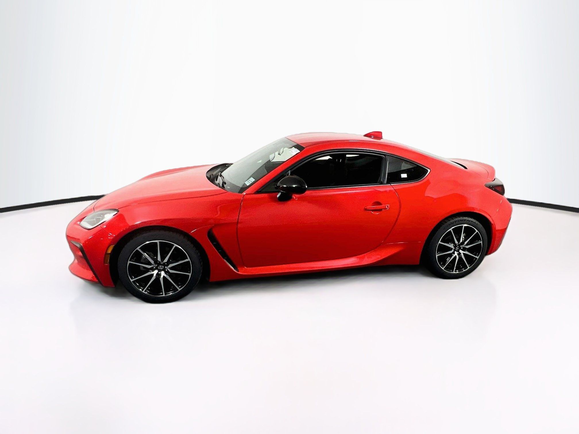Used 2023 Toyota GR86 w/ ALL Weather Mat Package (TMS) RWD image 8