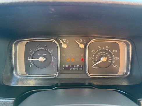 Used 2008 Lincoln MKX AWD image 13