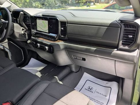 Used 2025 GMC Sierra 1500 Elevation w/ LPO, Elevation Black Package AWD/4WD image 40