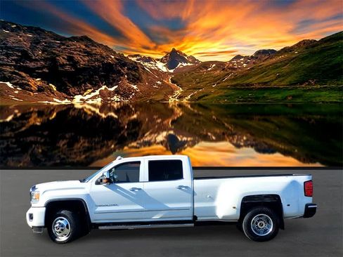 Used 2016 GMC Sierra 3500 Denali w/ Duramax Plus Package image 3