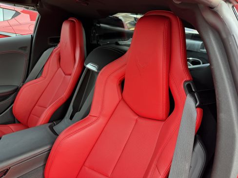 Used 2021 Chevrolet Corvette Stingray Coupe w/ Battery Protection Package RWD image 13