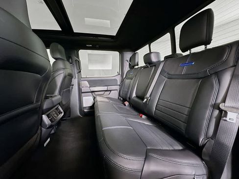 New 2026 Ford F450 Platinum w/ FX4 Off-Road Package image 14