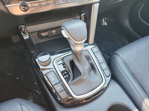Used 2024 Kia Seltos SX w/ SX Sunroof Package AWD/4WD image 24