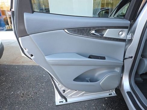 Used 2019 Lincoln Nautilus Reserve w/ Ultimate Package image 40