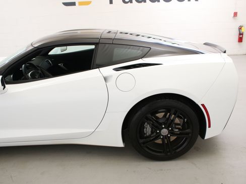 Used 2017 Chevrolet Corvette Stingray Coupe w/ Battery Protection Package RWD image 6