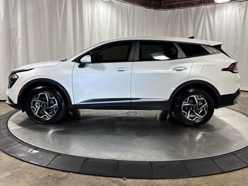 Certified 2023 Kia Sportage LX AWD/4WD image 4