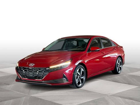 Used 2023 Hyundai Elantra Limited FWD image 4