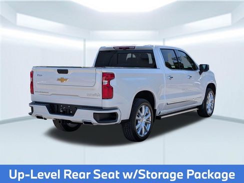 Used 2024 Chevrolet Silverado 1500 High Country w/ High Country Premium Package AWD/4WD image 6