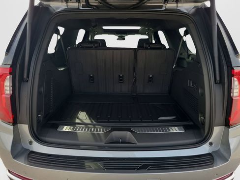 New 2026 GMC Yukon XL Denali w/ Sun & Power Step Package image 22
