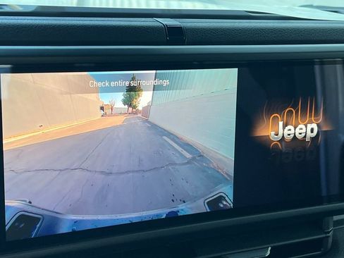 New 2026 Jeep Gladiator Sport image 18