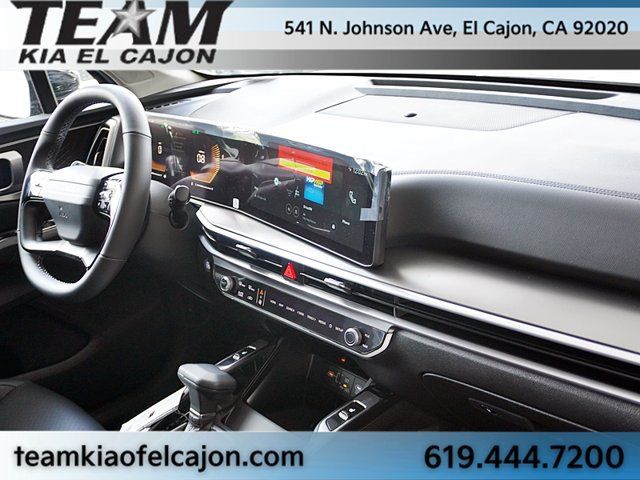 Certified 2026 Kia Sorento EX w/ EX Premium Package FWD image 12