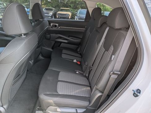 New 2026 Kia Sorento LX FWD image 16