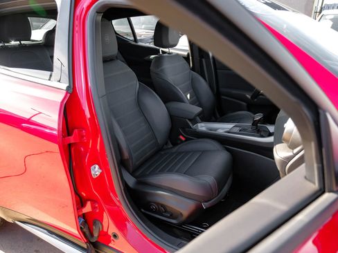 Used 2024 Alfa Romeo Tonale Ti image 42