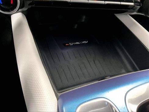 Used 2025 Chevrolet Equinox EV LT image 26