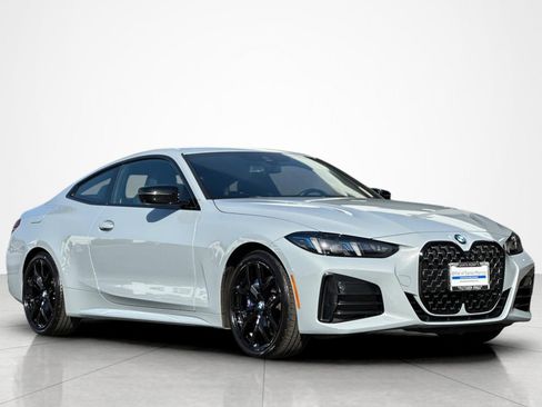 Used 2025 BMW 430i Coupe w/ M Sport Package RWD image 7
