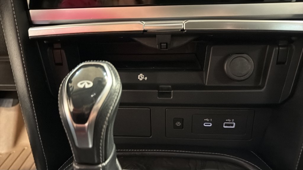 Used 2024 INFINITI QX80 Luxe AWD/4WD image 26