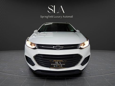 Used 2022 Chevrolet Trax LT w/ Sport Edition image 1