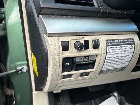 Used 2012 Subaru Outback 2.5i image 17