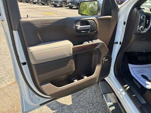 Used 2020 GMC Sierra 1500 SLT w/ SLT Premium Plus Package AWD/4WD image 37