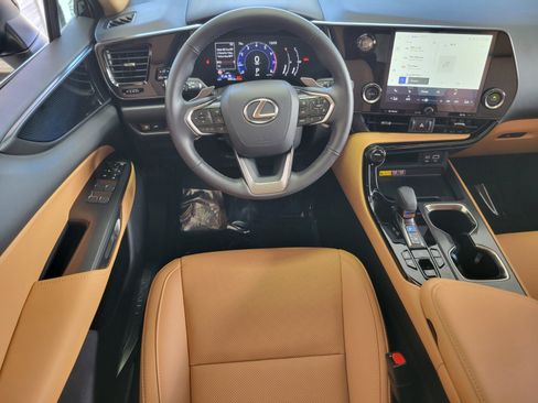 Certified 2026 Lexus NX 350 AWD w/ Accessory Package (Z2) image 13