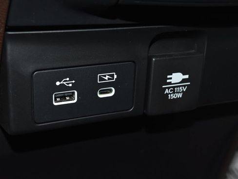Used 2026 Honda Odyssey Elite image 14