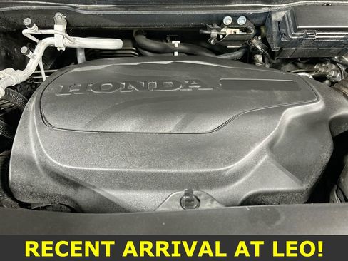 Used 2021 Honda Pilot Touring image 32