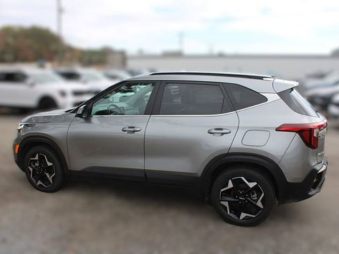 Certified 2024 Kia Seltos EX image 13