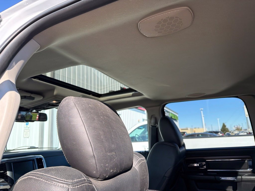 Used 2015 RAM 1500 Laramie w/ Convenience Group AWD/4WD image 29