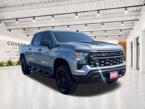 Used 2026 Chevrolet Silverado 1500 Custom Trail Boss w/ Dark Appearance Package AWD/4WD image 1