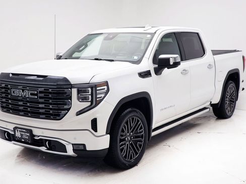 Used 2022 GMC Sierra 1500 Denali Ultimate image 2