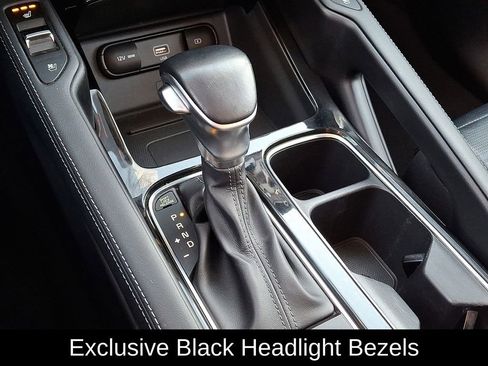 Used 2021 Kia Telluride SX w/ SX Prestige Package image 17